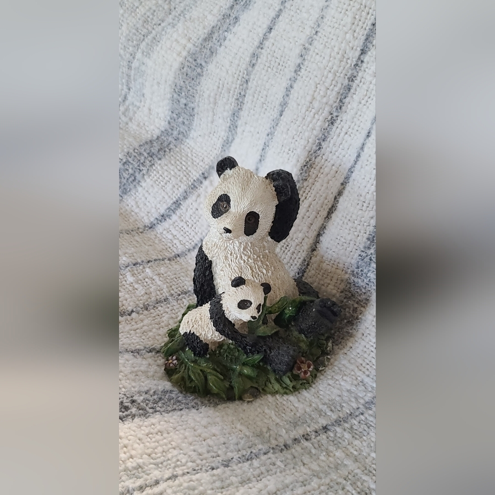 Panda Bear Figurine  - Mom and Baby